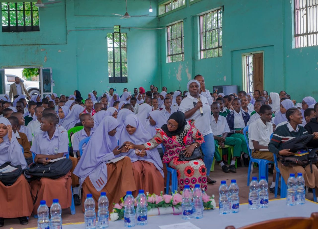 10059e2f-3c2d-4019-b9c4-9d1fa2f50b7b