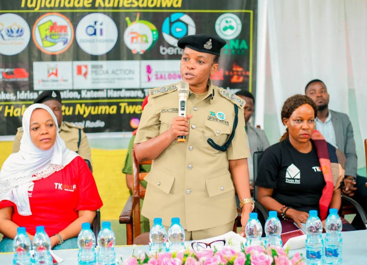 1c2bb763-dafb-45da-9609-8bfec04e9a68