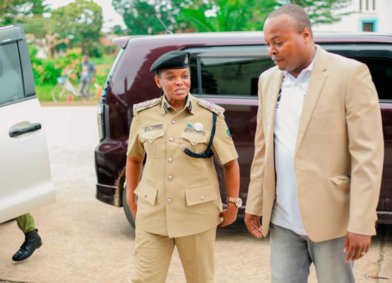 cc1c3c52-adab-4416-b55c-01bcc12f4fe5